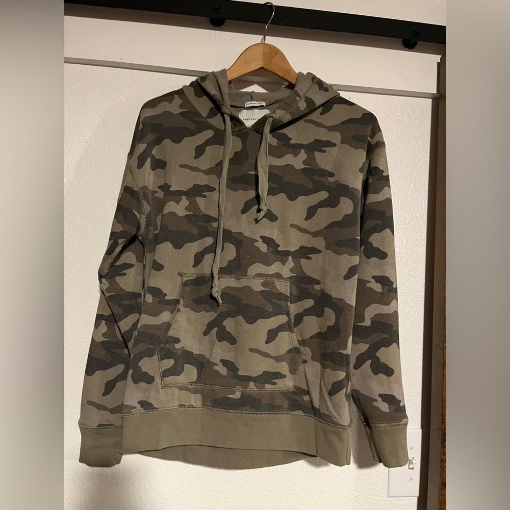 AMERICAN EAGLE 🦅 CAMO HOODIE